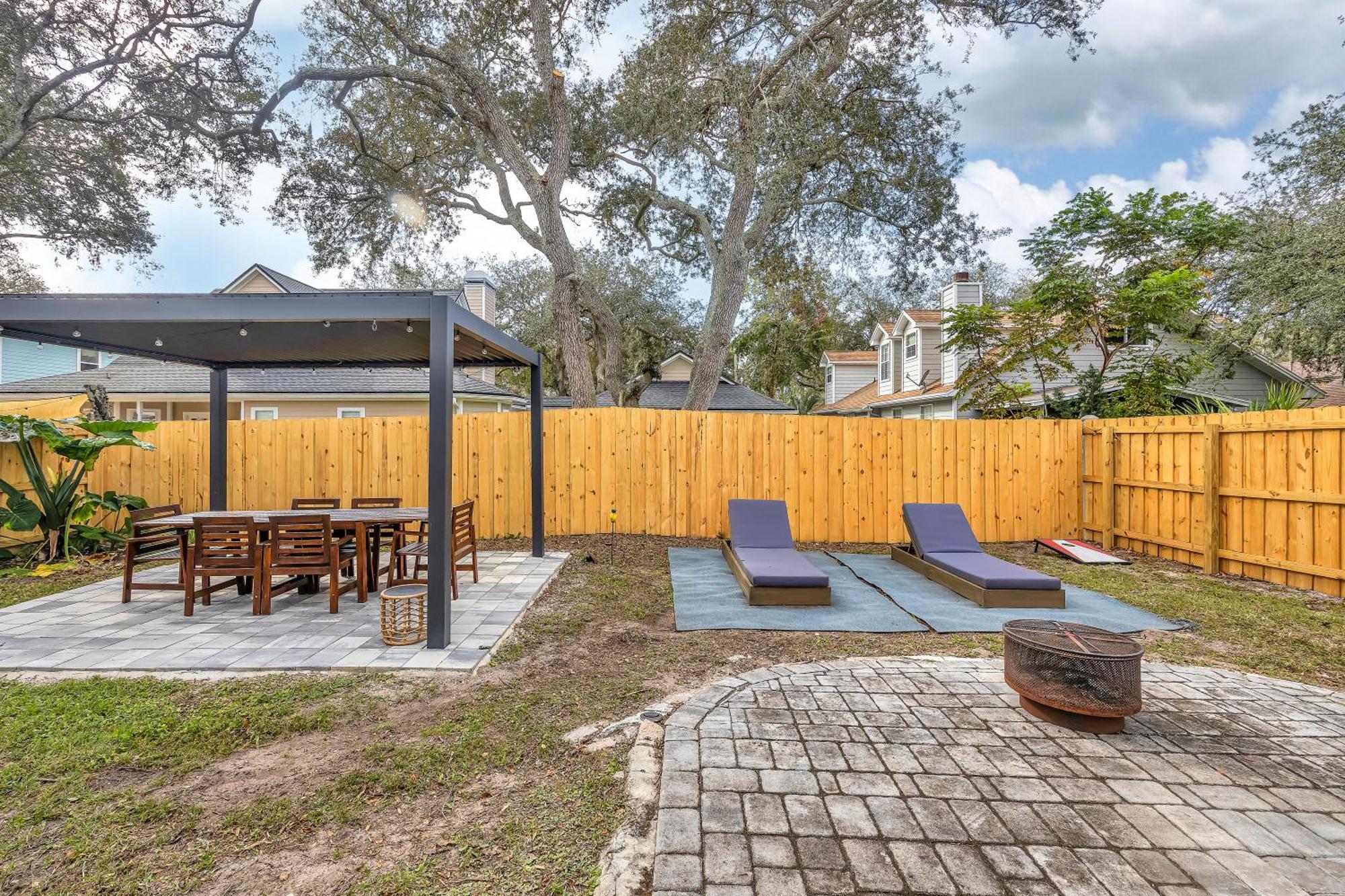 {Hidden Gem} Beach Home Blocks From Ocean +6 Bikes แจ็กสันวิลล์บีช ภายนอก รูปภาพ