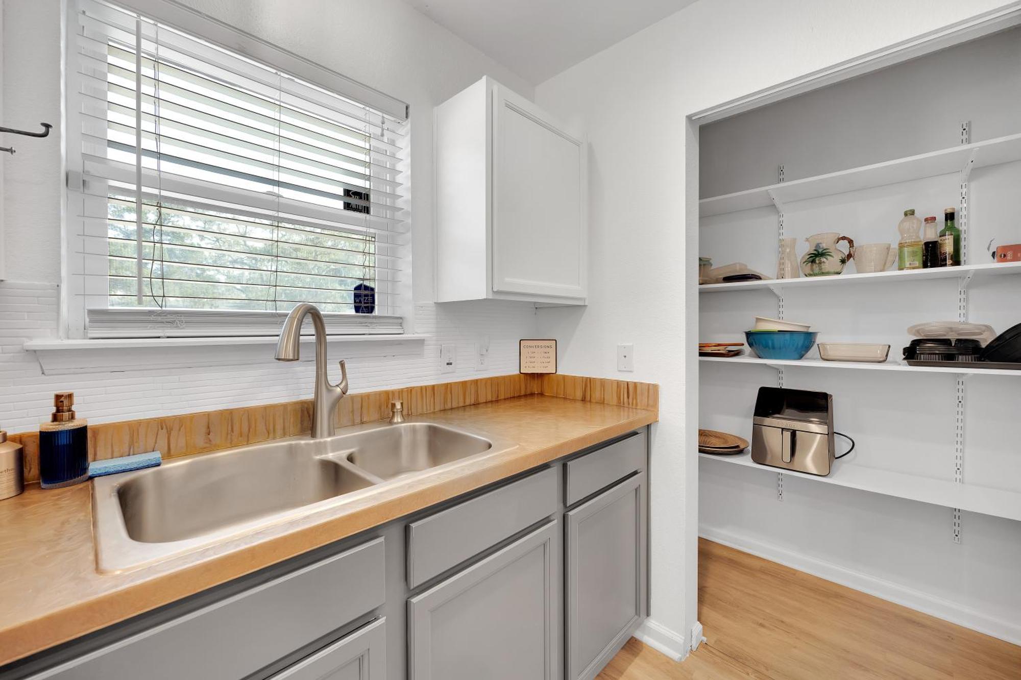 {Hidden Gem} Beach Home Blocks From Ocean +6 Bikes แจ็กสันวิลล์บีช ภายนอก รูปภาพ